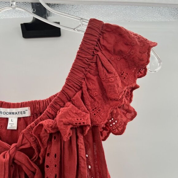 ROOMMATES Women's Eyelet Lace Top Off Shoulder Cinnamon Size Large - Picture 4 of 9